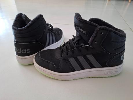 Zateplene adidas tenisky, adidas,37