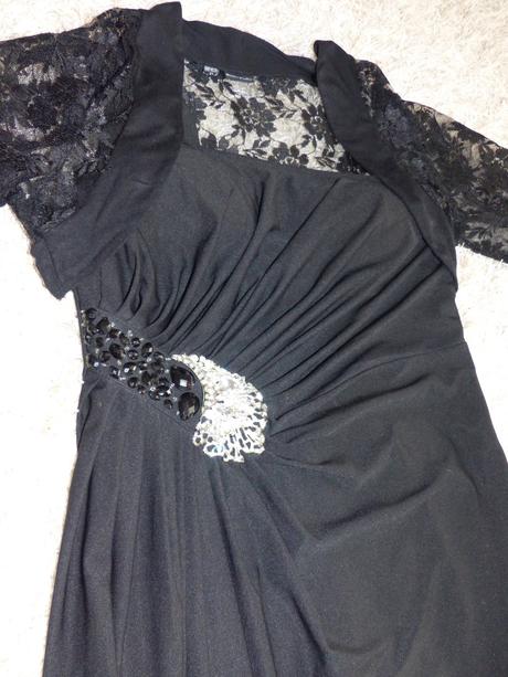 Čierne spoločenské šaty, xl