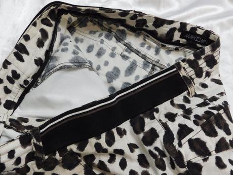 Luxusna trendy strečova sukna, 40