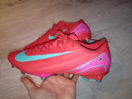 Kopačky veľ. 42 zn. nike, nike,42