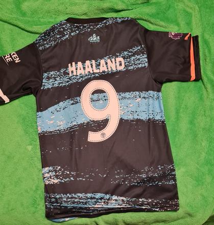 Dres haaland, puma,164