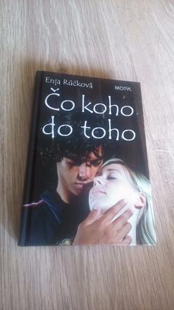 Dievčenský román-čo koho do toho,