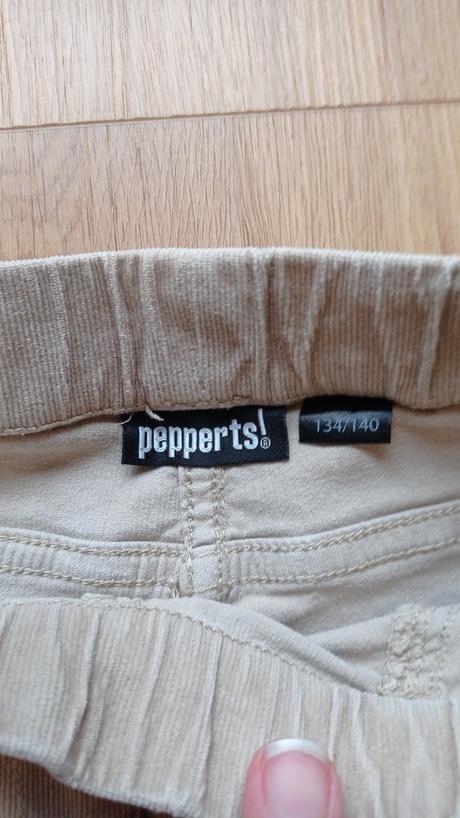 Rozšírené menzestraky 134, super stav, lupilu,134