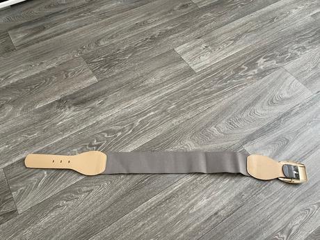 Dámsky opasok na gumičku,