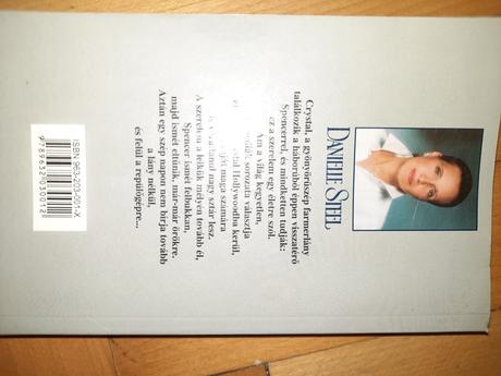 Knižka "danielle steel" a sztár,