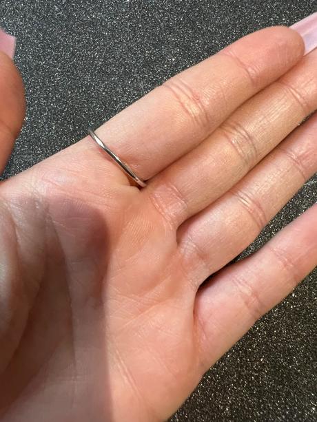 Strieborný prsteň, 