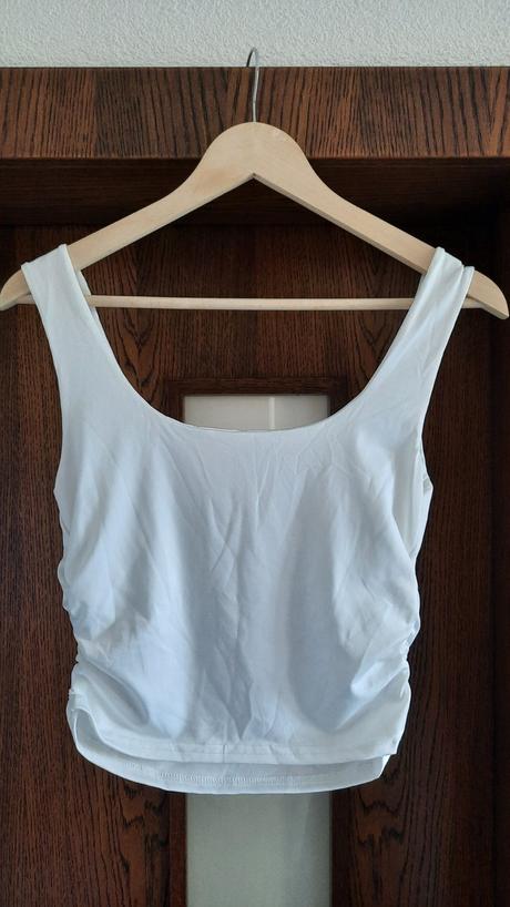 Crop top, m