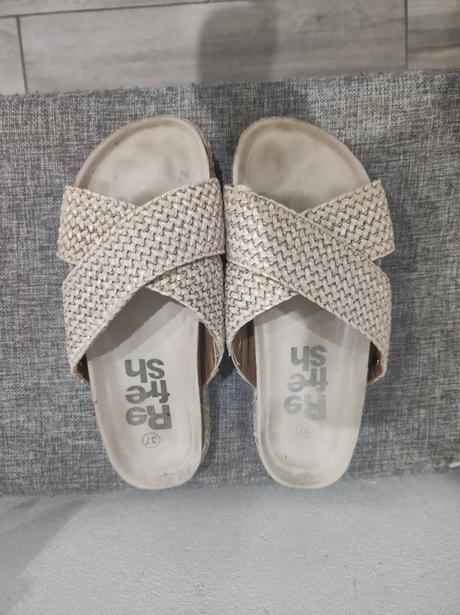 Šľapky na platforme, 37