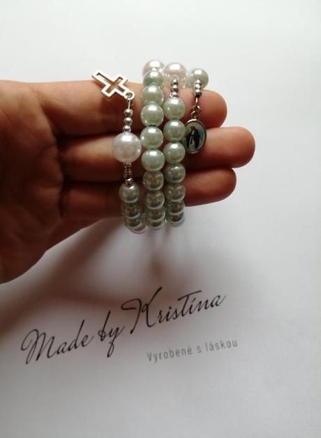 Ruženec na pamäťovom drôte, 