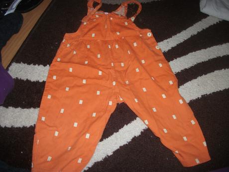 Nohavice s trakmi, loana,62