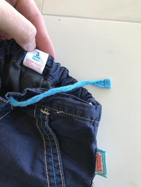 Nohavice vláčik tomáš, 104