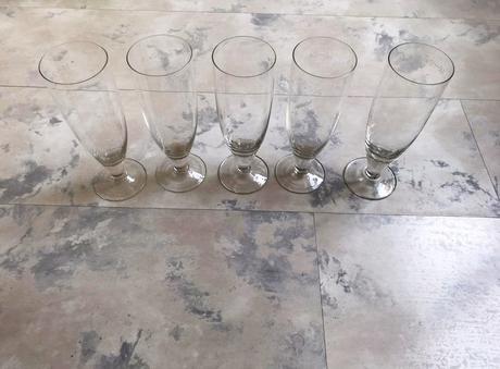 Starožitné poháre 8 ks, 