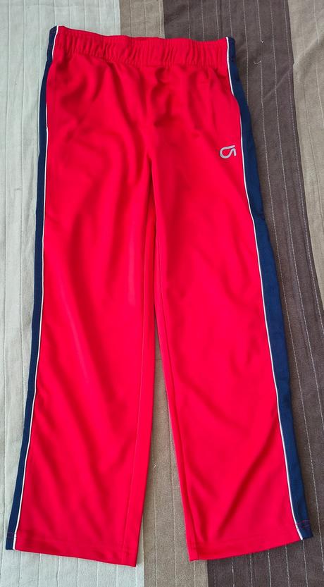 Balík športového oblečenia gap v. 128/134, 122–134