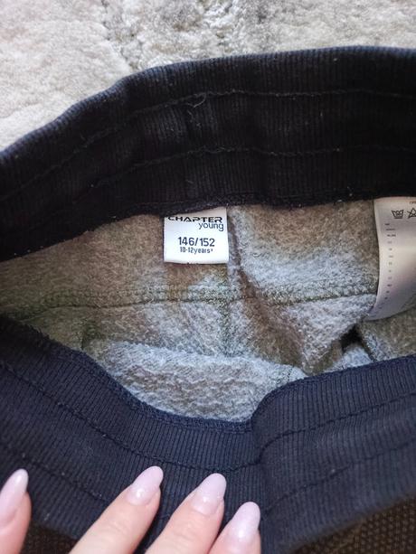 Teplé tepláky 146/152, chapter young,146