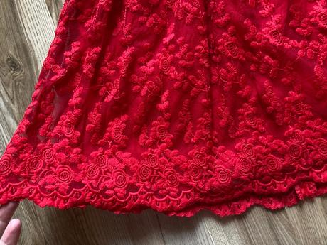 Cipkovane saty + zadarmo 2. saty, reserved,128