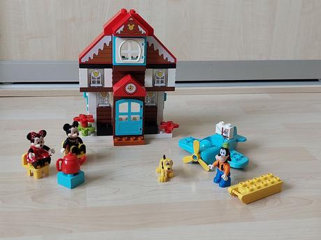Duplo 10889 mickeyho prázdninový dom,