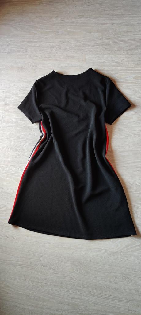 Cierne saty, stradivarius,s