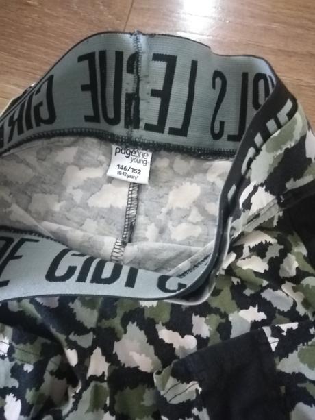 Športové nohavice, 146