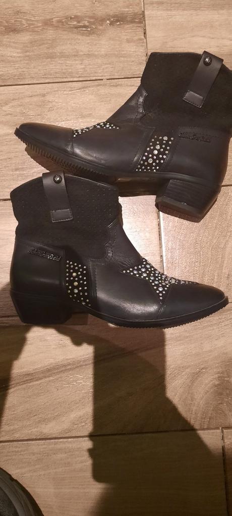 Cierne s hviezdou topanky, john garfield,37