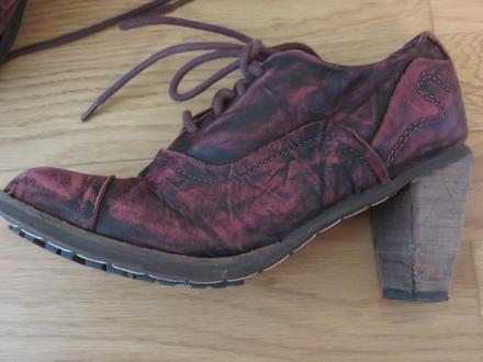 Celokožené topánky zn. feud, 39