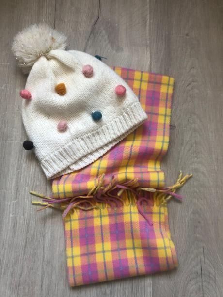 Ciapka rukavice šál, h&m,110