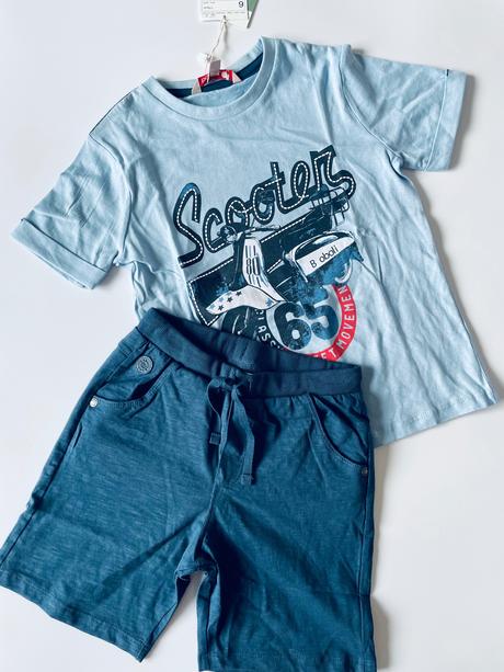 Krásne tričko so šortkami od boboli, 110 / 116