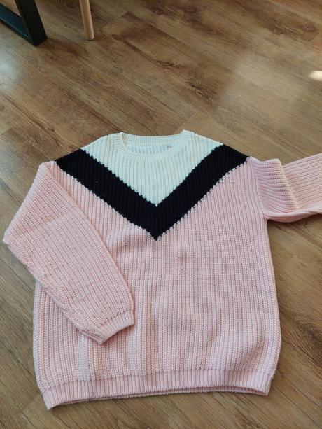 Dievcensky sveter svetloruzovy, 36