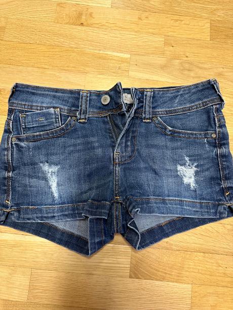 Kratasy damske, guess,xs