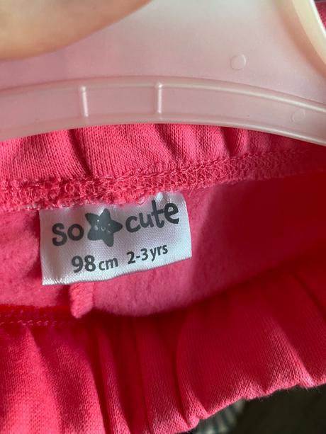 Dievčenské tepláky velk.98, 98