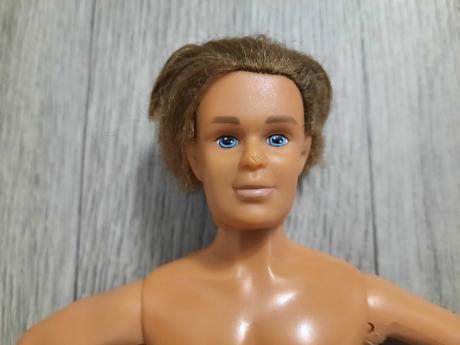 Ken pre barbie,