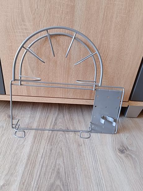 Držiak na vysávač, 