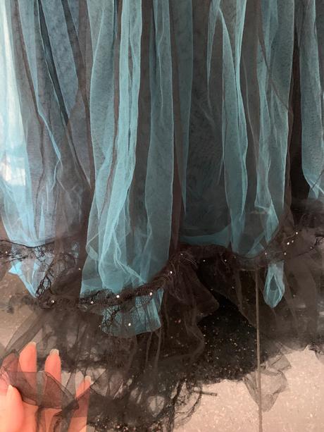 Disney deluxe halloween šaty s klobúkom, 