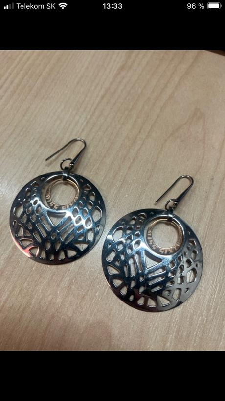 Nausnice miss sixty, miss sixty