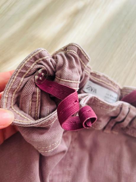 Skvelé rozšírené džínsy značky zara, zara,152