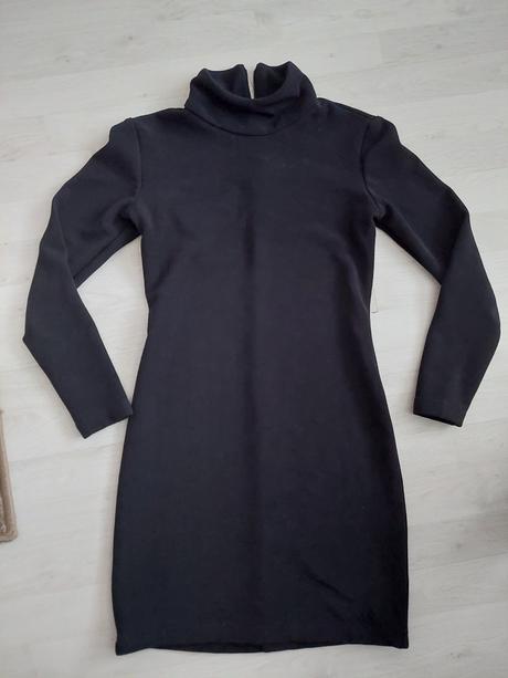 Rolákové šaty xs, xs