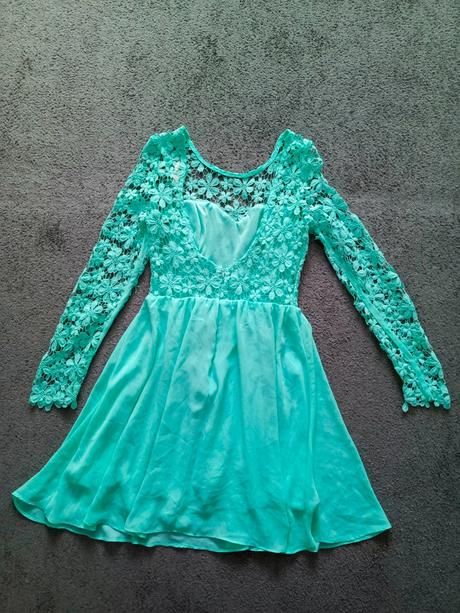 Dámske slávnostné šaty veľ. s, s