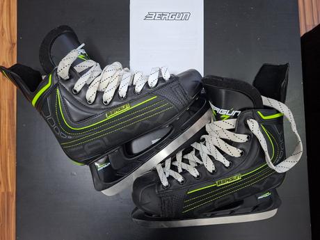 Chlapčenské ľadové korčule, 39