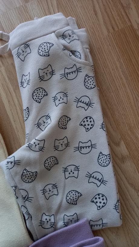 Tepláky, sinsay,140