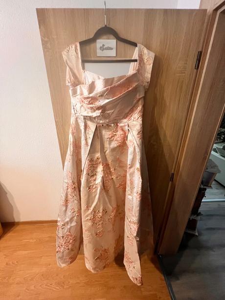 Spoločenské šaty, xxl