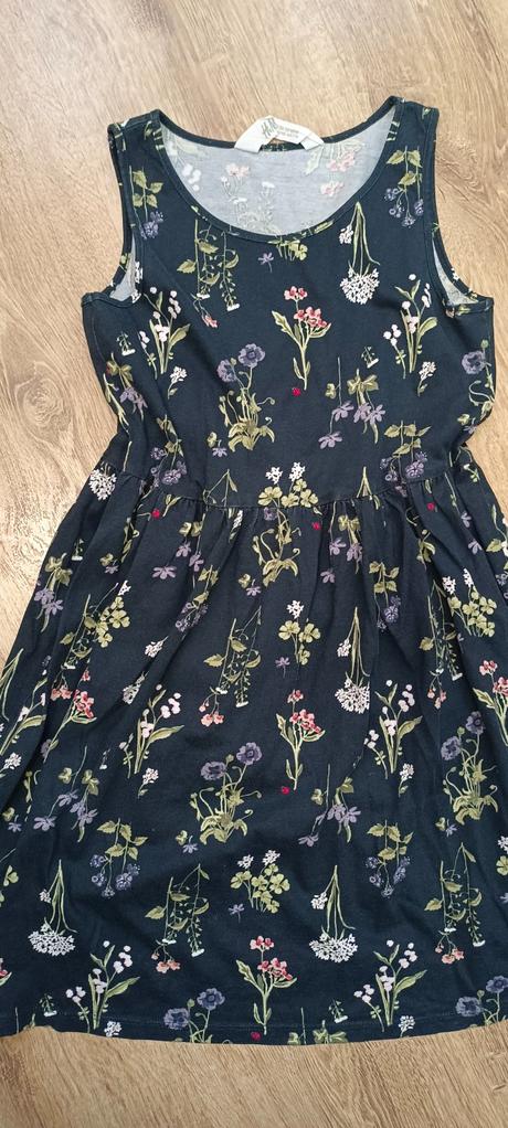 Kvietkové šaty, zn h&m,veľ.134, h&m,134