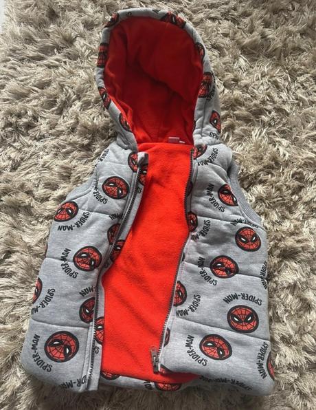 Spiderman hruba vesta, marvel,98