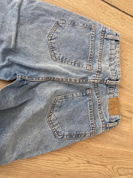 Mom jeans, bershka,32