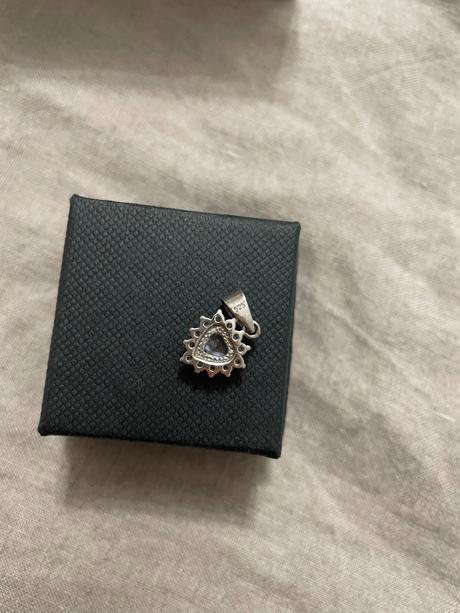 Strieborný prívesok, 