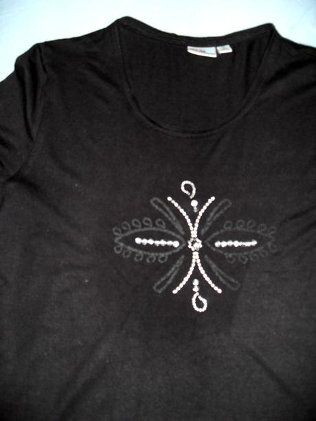 Čierne tričko s trblietavou ozdobou, m