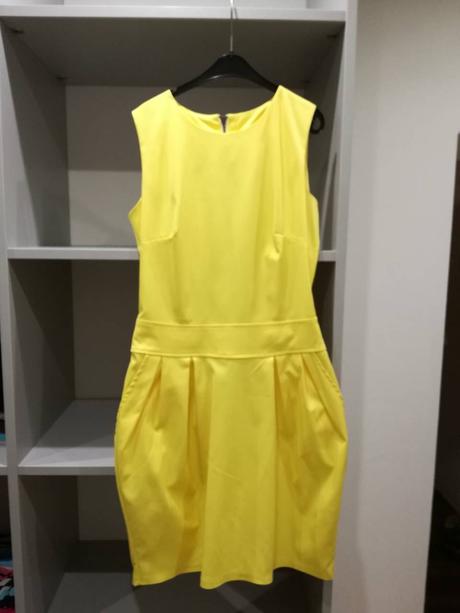 Spoločenské šaty, 38