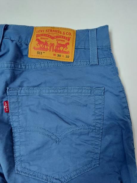 Modré nohavice levi strauss, levis,s