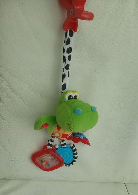 Hračka na zavesenie,