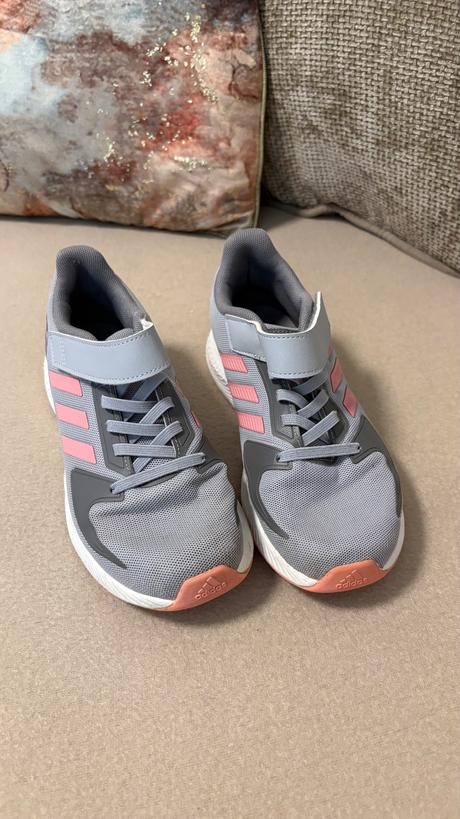 Tenisky adidas, v.34, adidas,34