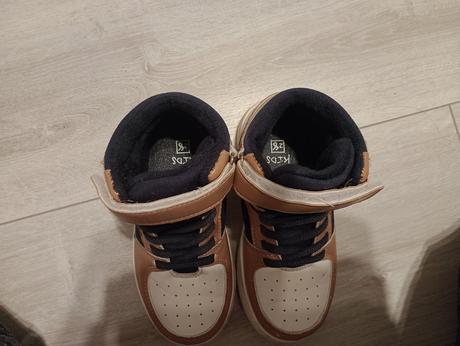 Prechodne topánky, 28