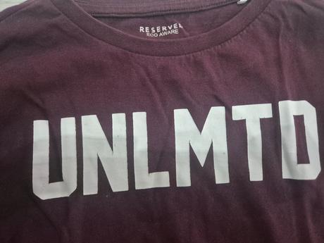 Tricko, reserved,128